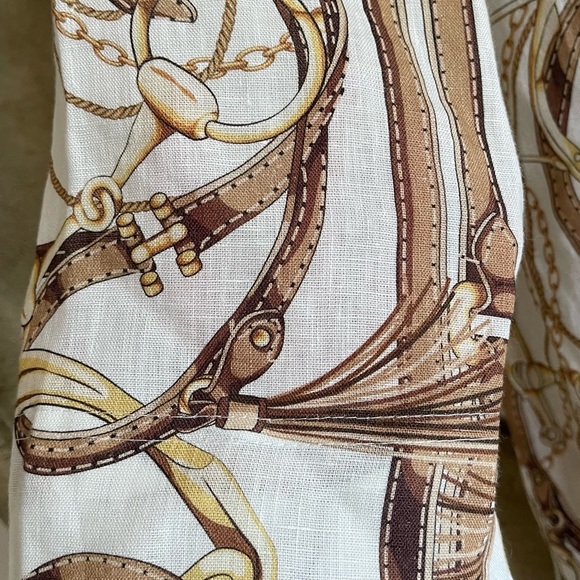 Linen blouse - Picture 7 of 10